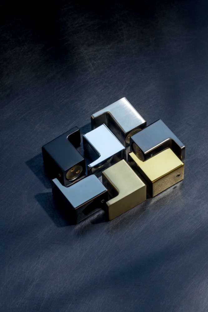 Крючок Qubic Black
