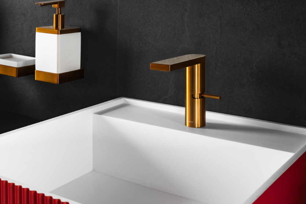 Смеситель для раковины прогрессивный Stella Copper Brushed