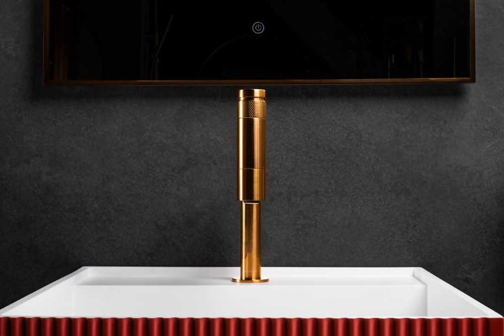 Смеситель автоматический для раковины SOLO TECH Copper Brushed