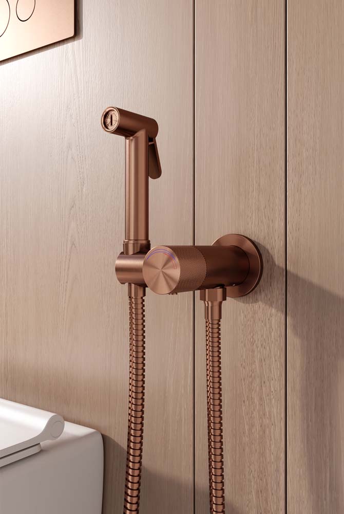 Смеситель гигиенический с защитой от протечек Uno BRUSHED BRONZE