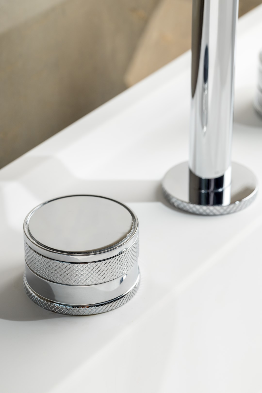 Смеситель на столешницу PRESTIGE на 3 отв. CHROME